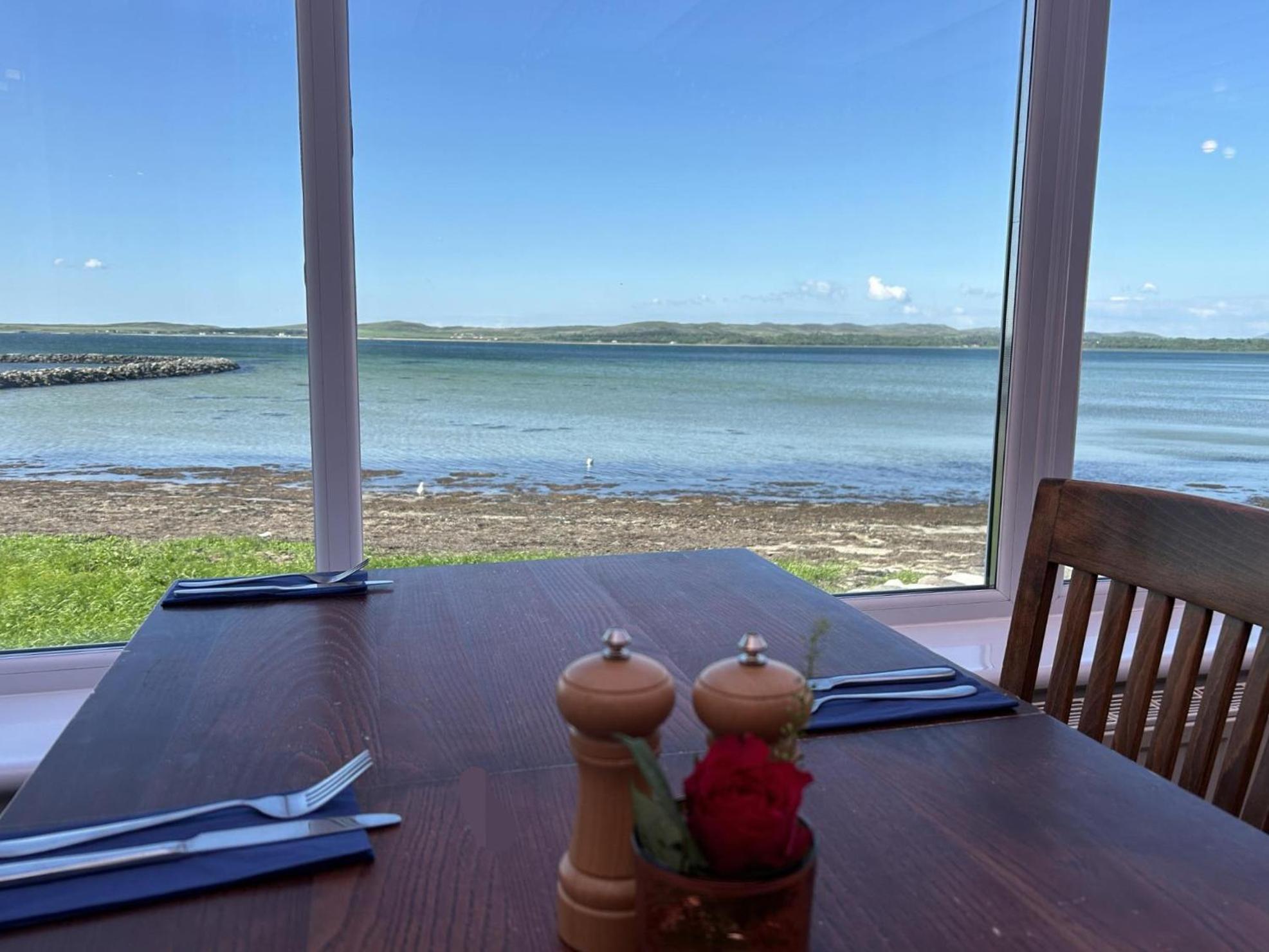 Lochside Hotel Bowmore Esterno foto
