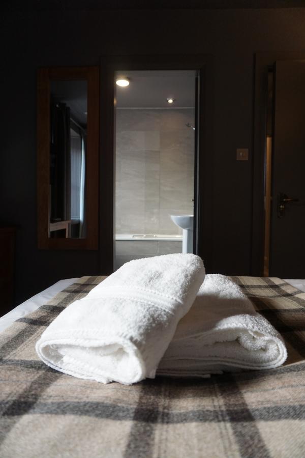 Lochside Hotel Bowmore Esterno foto